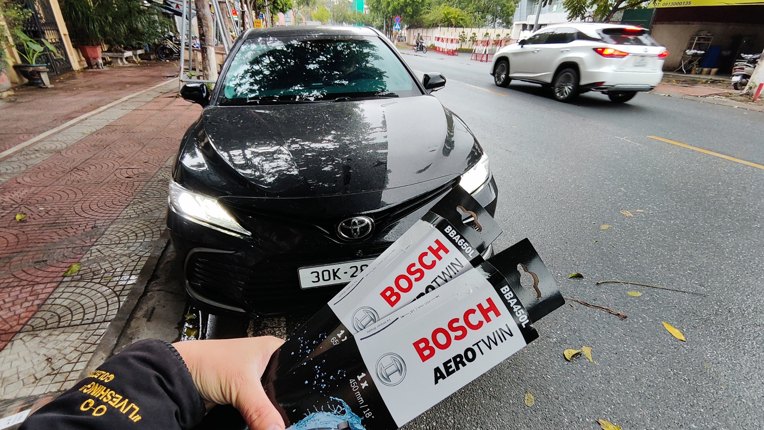 gạt mưa Bosch xe camry