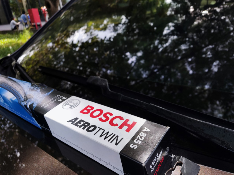 Ảnh-thực-tế-gạt-mưa-Bosch-xe-Ford-7