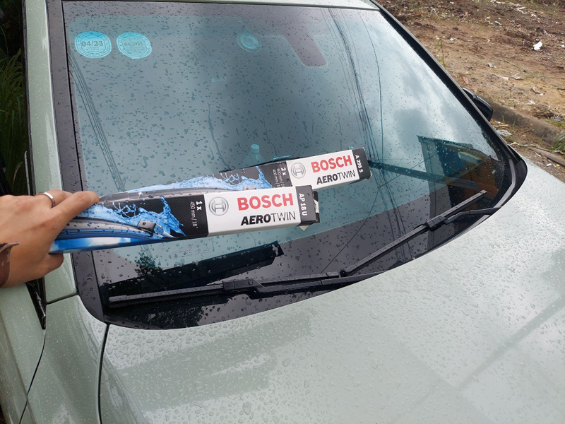 ảnh-thực-tế-gạt-mưa-Bosch-Xe-Vinfast-5