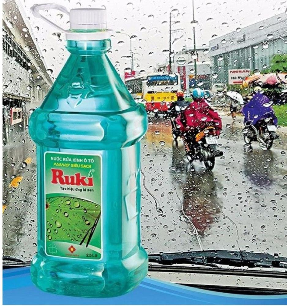 nước rửa kính ô tô Ruki