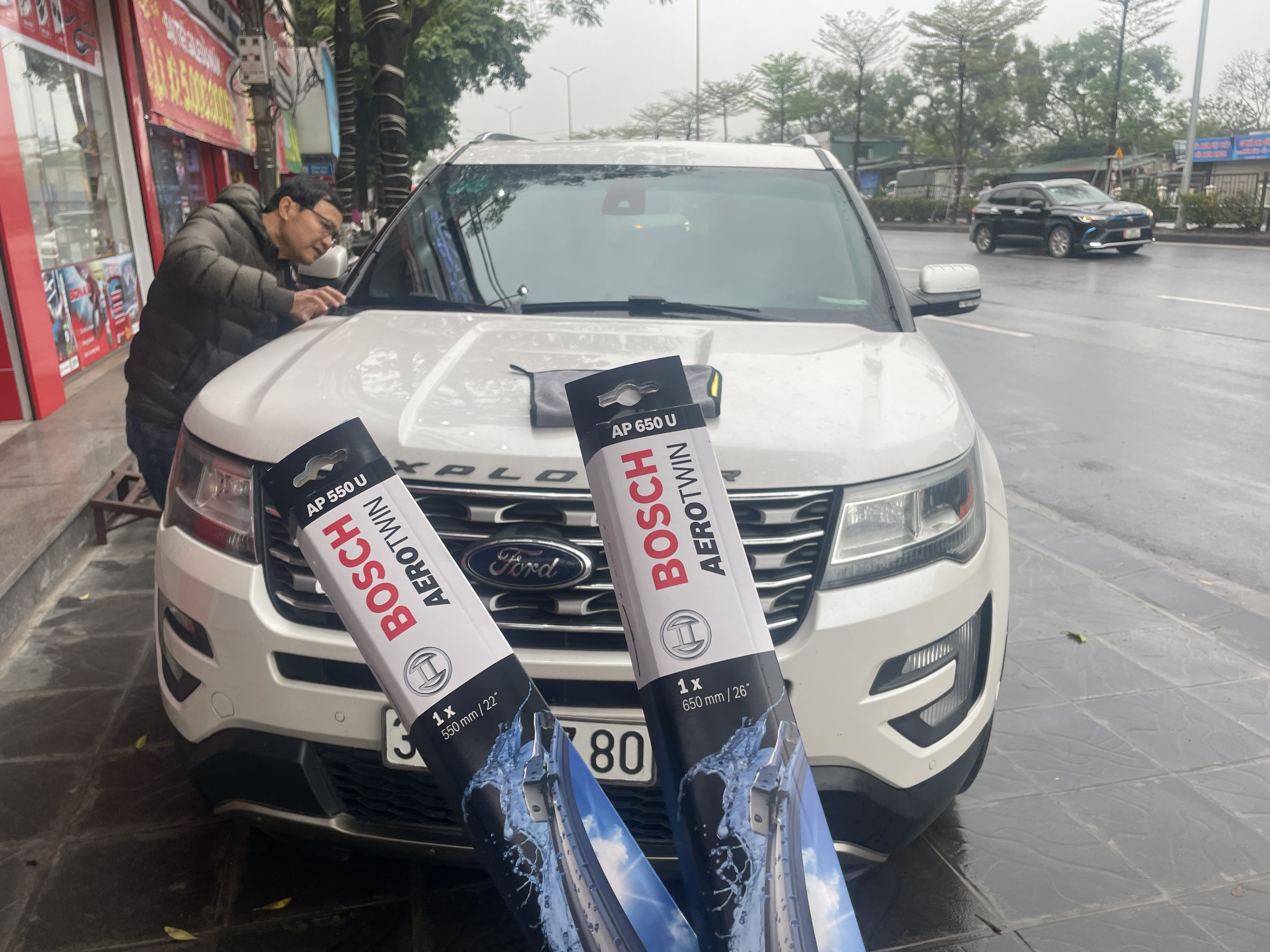 Gạt mưa ô tô tại Gia Lai